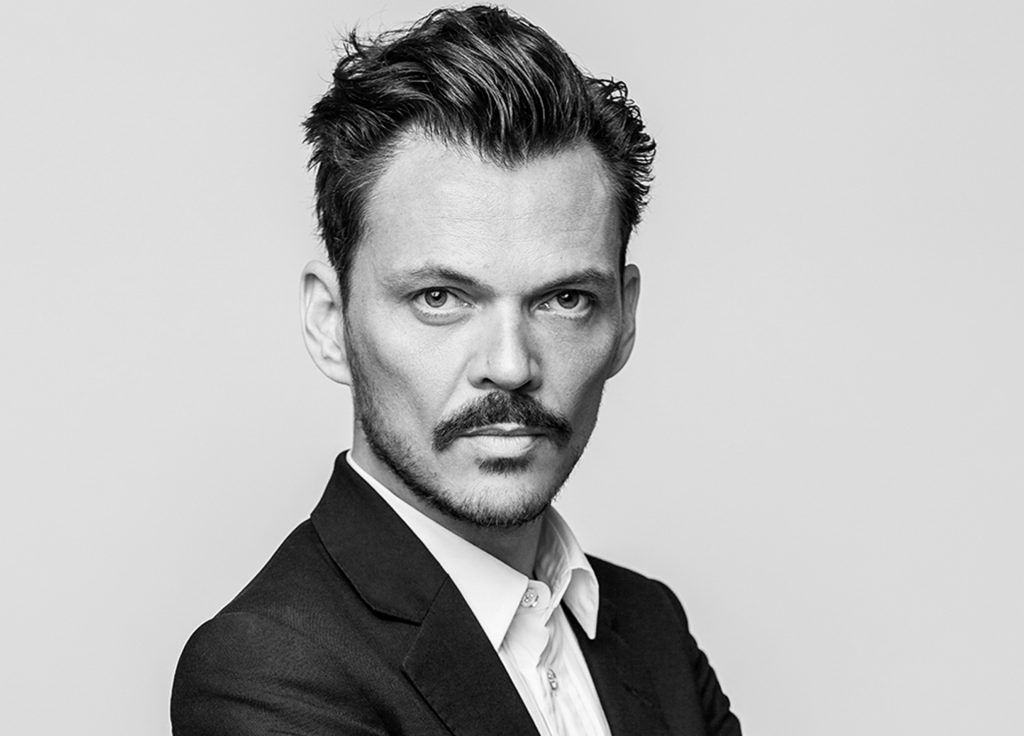 LEARN HOW TO DECORATE WITH STYLE WITH CB2 & MATTHEW WILLIAMSON