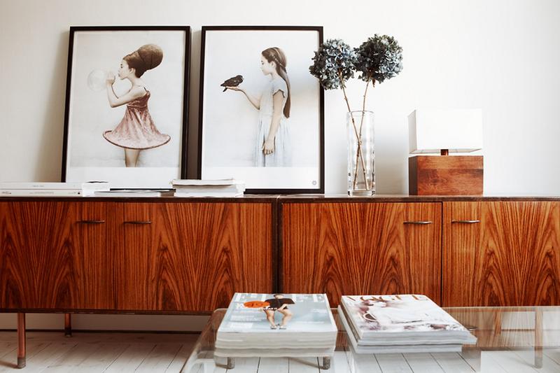 Are you terly impressed and enchanted by midcentury furniture, since of its nostalgic and post modern nature, the midcentury sideboards are simply exquisite.