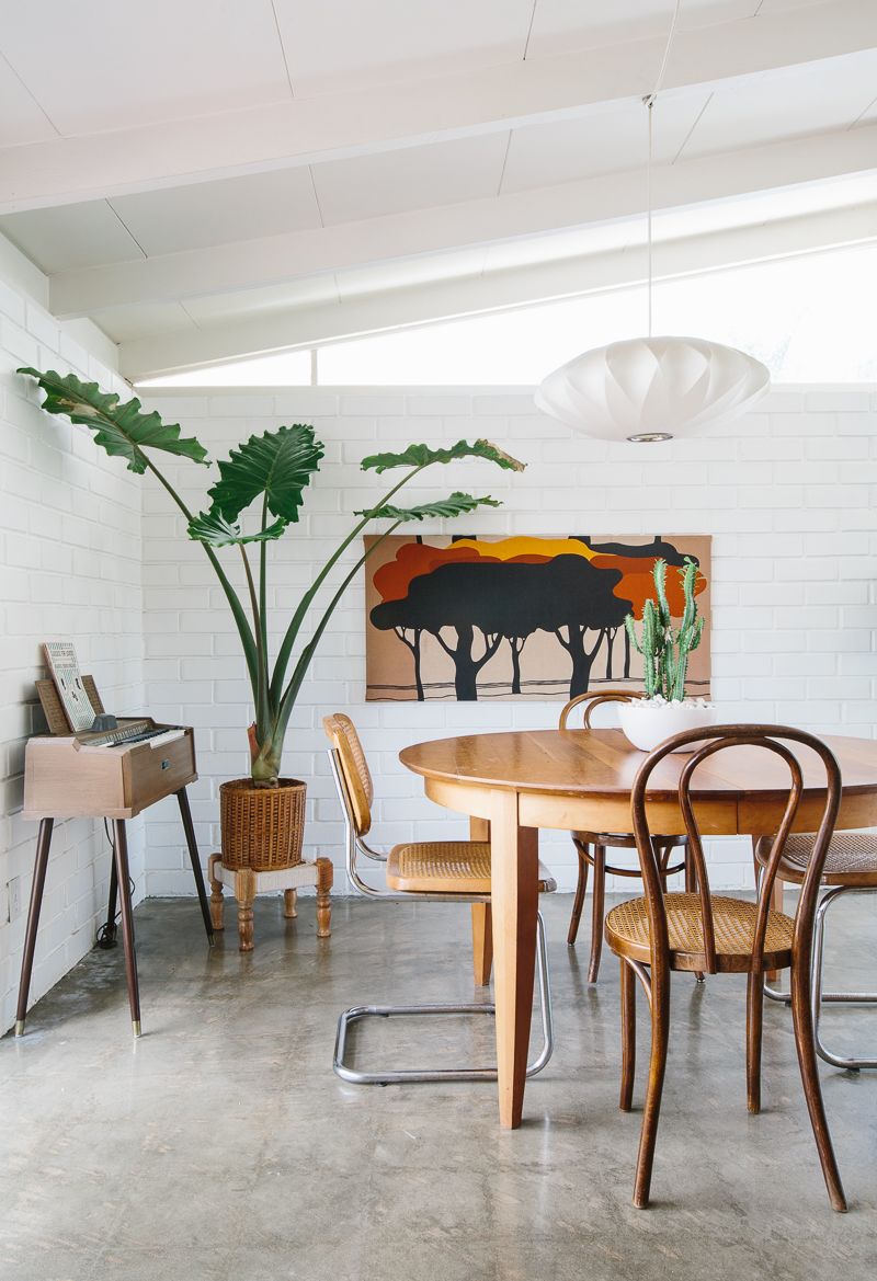A VINTAGE HOME IN LONG BEACH