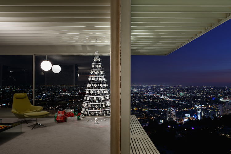 A mid-century Christmas tree