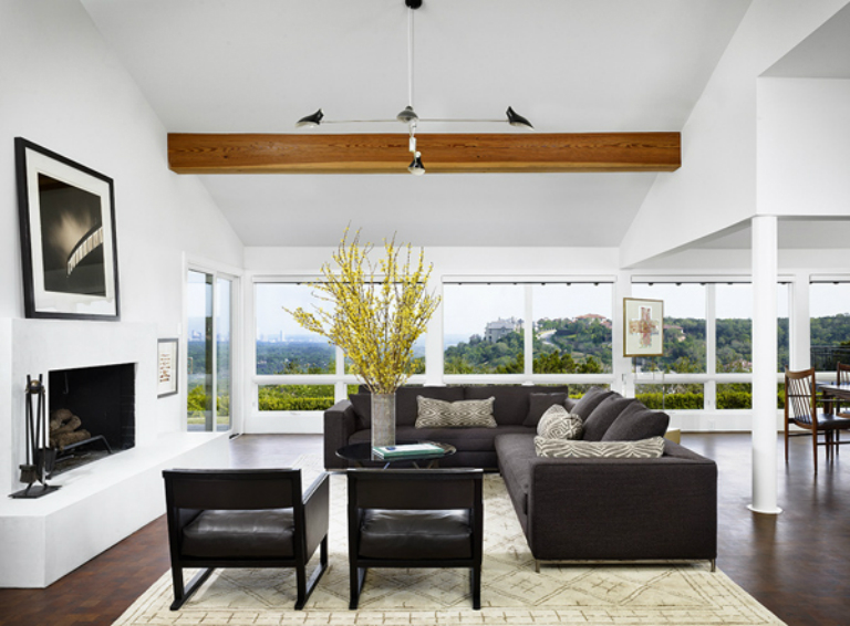 Mid-Century Modern Westlake Ranch House