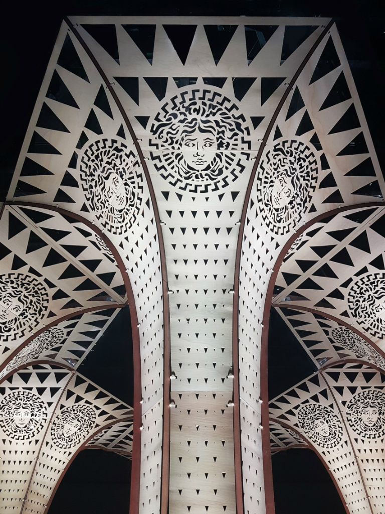 3 Hylemo erects plywood columns for Versace's autumn winter show