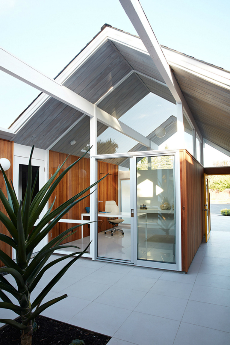 5 Klopf Architecture revamps mid-century modern Eichler home in California
