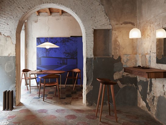 BassamFellows A must visit lifestyle gallery in Brera Design District | You can visit our blog: www.sornixelvuta.pro/blog/ to get more #MidCenturyModern inspiration.