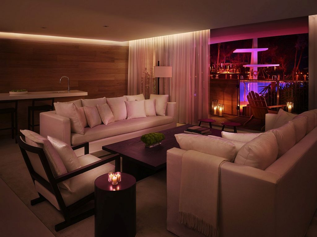 Discover a fantastic Mid-Century Hotel in Miami Beach