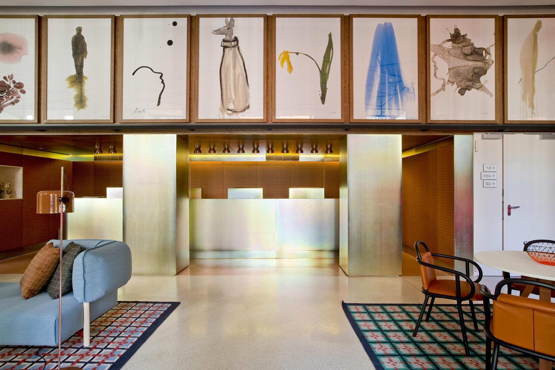 Patricia Urquiola designs a colorful Hotel Room Mate Giulia in Milan | You can visit us at our website, www.sornixelvuta.pro and check our Pinterest @midcenturyblog to get more #MidCenturyModern inspiration.