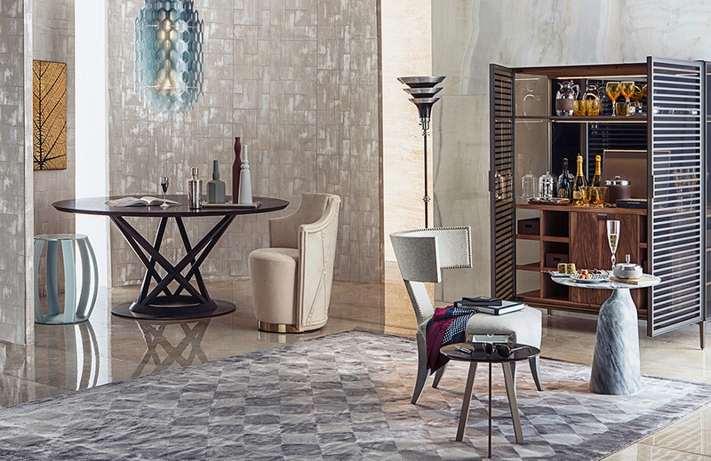The Best Of Isaloni 2017: Discover The Luxurious Gianfranco Ferrè Rugs | You can visit us at our website, www.sornixelvuta.pro and check our Pinterest @midcenturyblog to get more #MidCenturyModern inspiration.