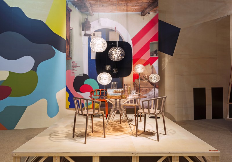 iSaloni 2017 Kartell’s Tribute do Componibili’s 50th Anniversary | You can visit us at our website, www.sornixelvuta.pro and check our Pinterest @midcenturyblog to get more #MidCenturyModern inspiration.