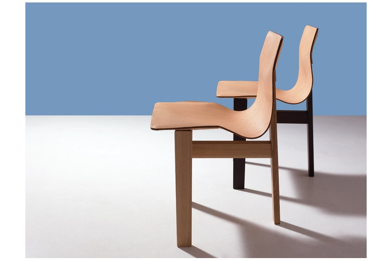 Milan Design Week: Agapecasa presents a collection based on Mangiarotti works | You can visit us at our website, www.sornixelvuta.pro and check our Pinterest @midcenturyblog to get more #MidCenturyModern inspiration.