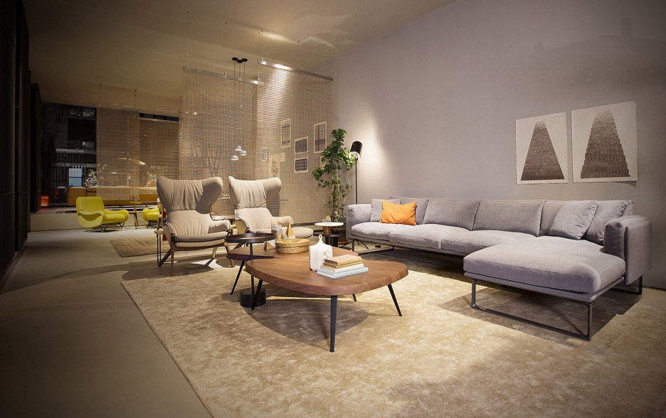 Cassina Celebrates 90 years by Renovating its Showroom in Milan | You can visit us at our website, www.sornixelvuta.pro and check our Pinterest @midcenturyblog to get more #MidCenturyModern inspiration.