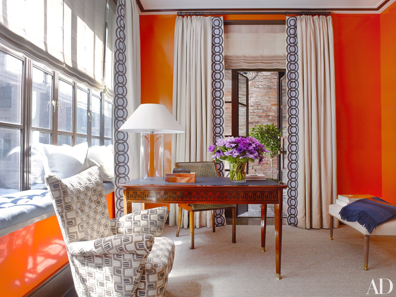 Gramercy Park Triplex designed by Eric Cohler | You can visit us at our website, www.sornixelvuta.pro and check our Pinterest @midcenturyblog to get more #MidCenturyModern inspiration.