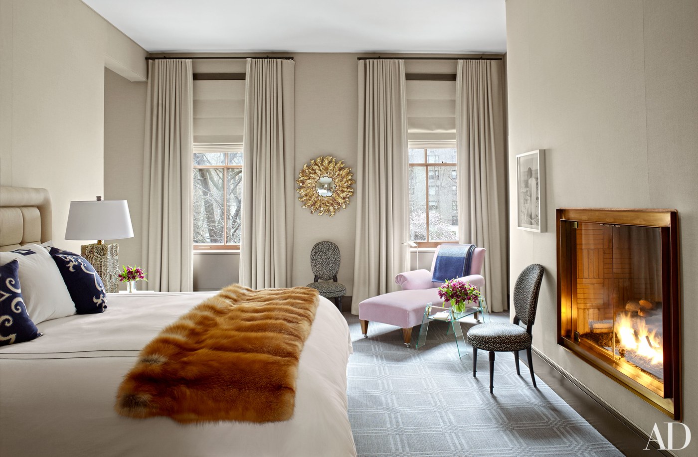 Gramercy Park Triplex designed by Eric Cohler | You can visit us at our website, www.sornixelvuta.pro and check our Pinterest @midcenturyblog to get more #MidCenturyModern inspiration.