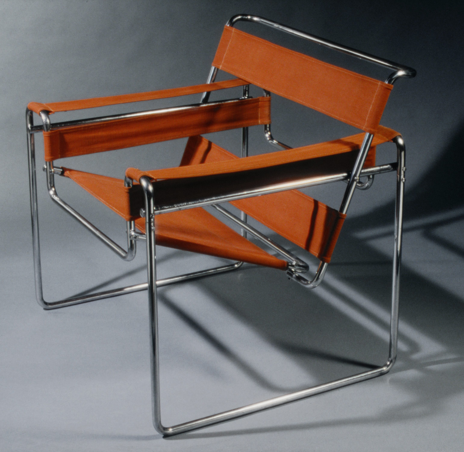 Mid-century modern furniture designers | Top 6 | You can visit us at our website, www.sornixelvuta.pro and check our Pinterest @midcenturyblog to get more #MidCenturyModern inspiration.