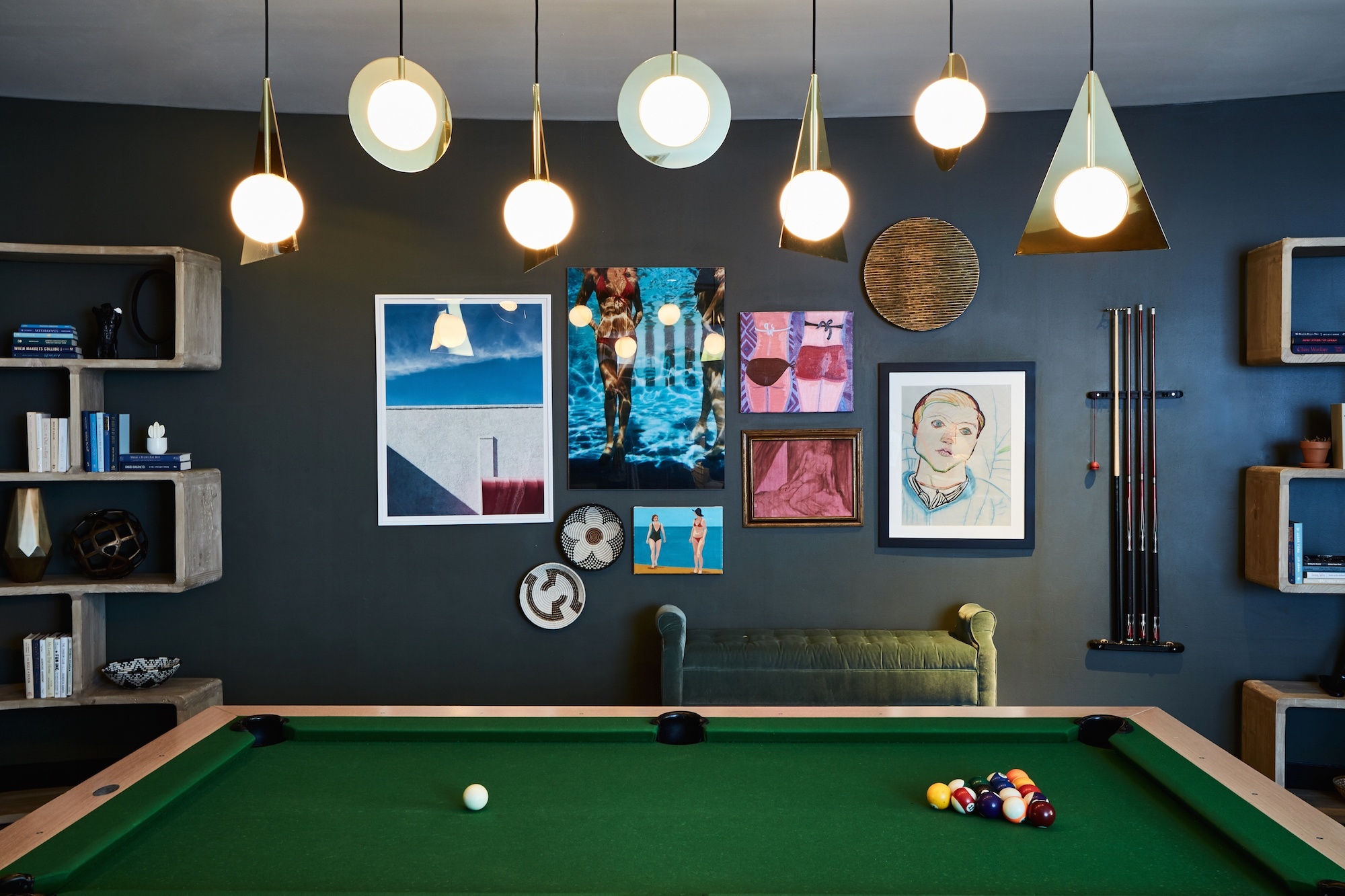 Plan Your Mid-Century Vacations with this Palm Springs Hotel!