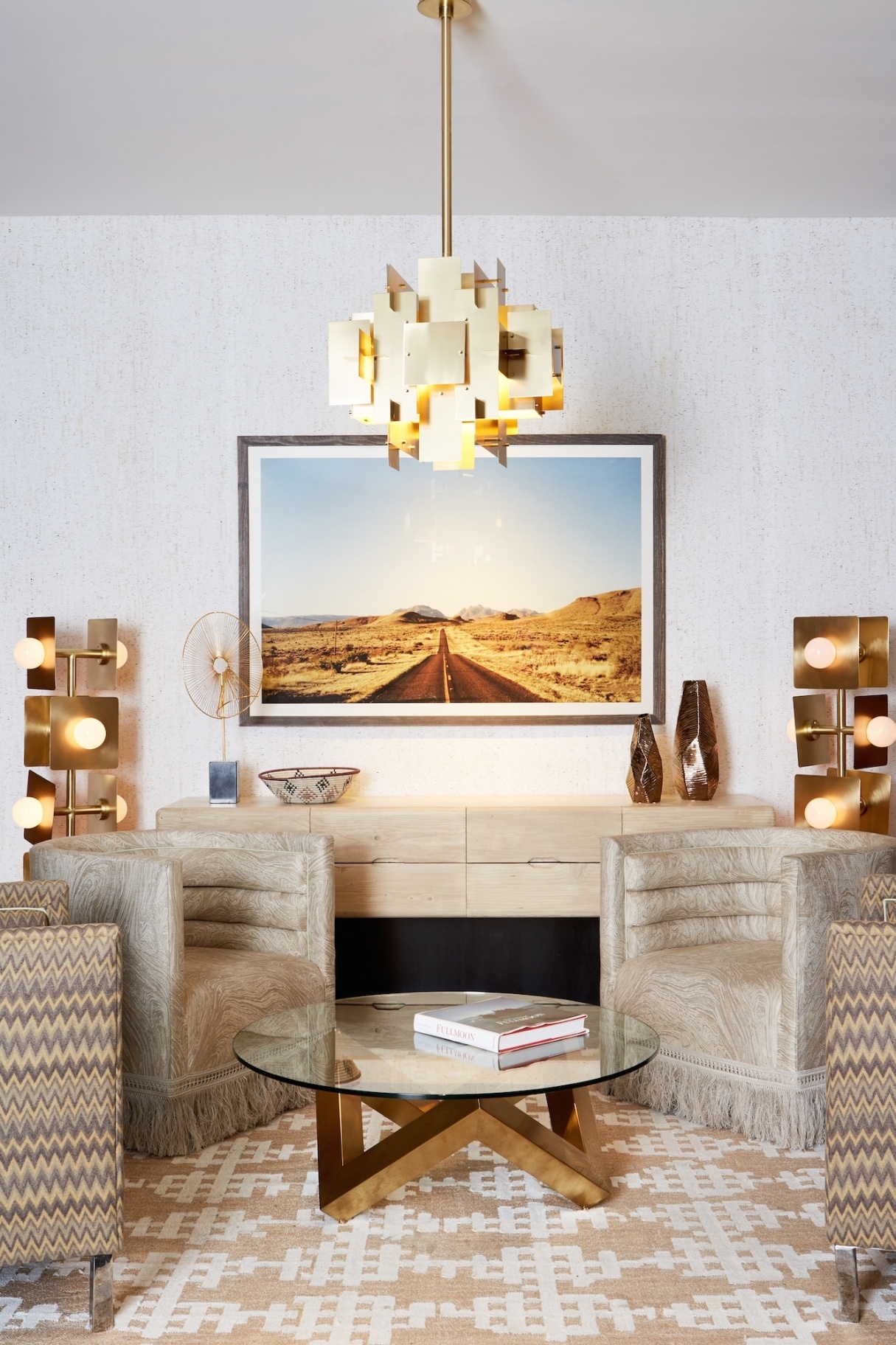 Plan Your Mid-Century Vacations with this Palm Springs Hotel!