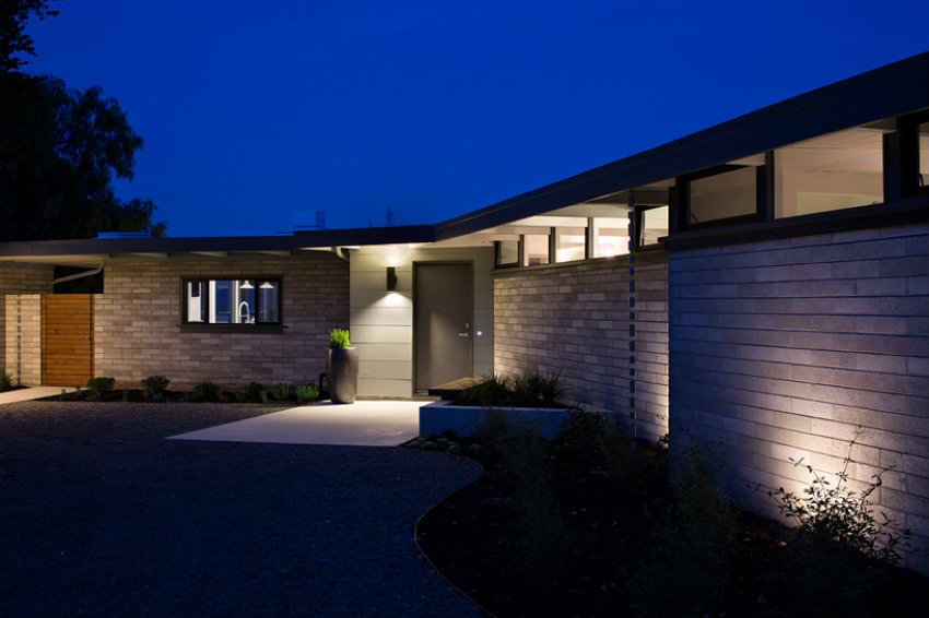 Discover this Mid-century traditional home