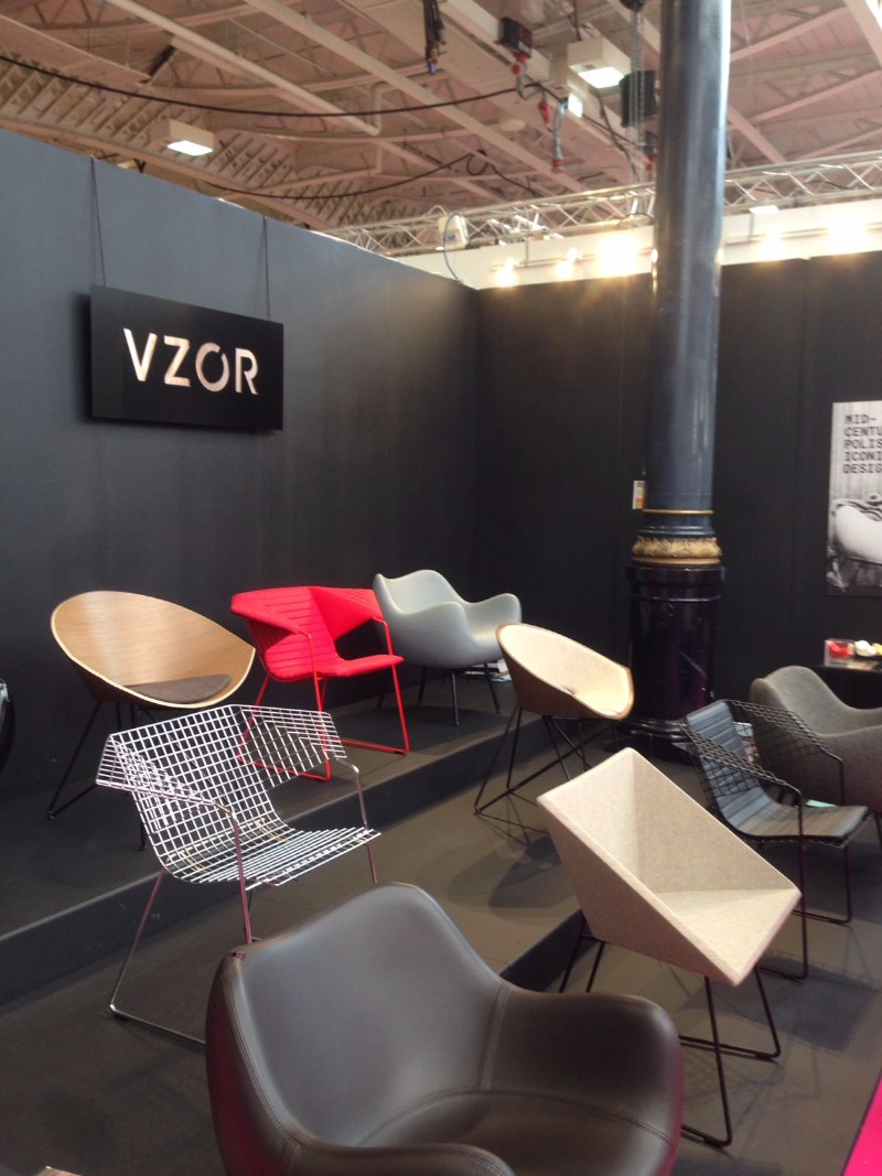 Our 10 Favorite Mid-Century Inspired Stands at 100% Design September