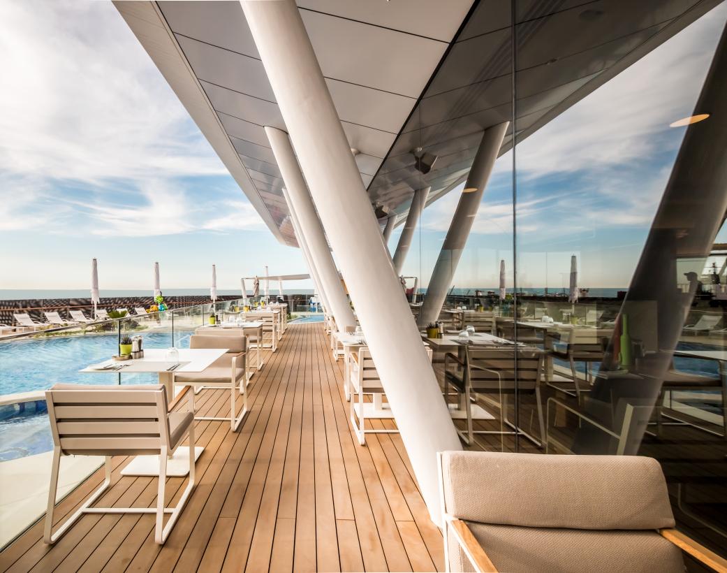 Step Inside Burj Al Arab and Fall in Love With This Luxury Restaurant