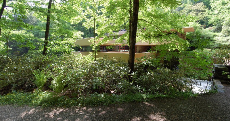 Mid-Century Modern Icons- Falling Water House by Frank Lloyd Wright_5