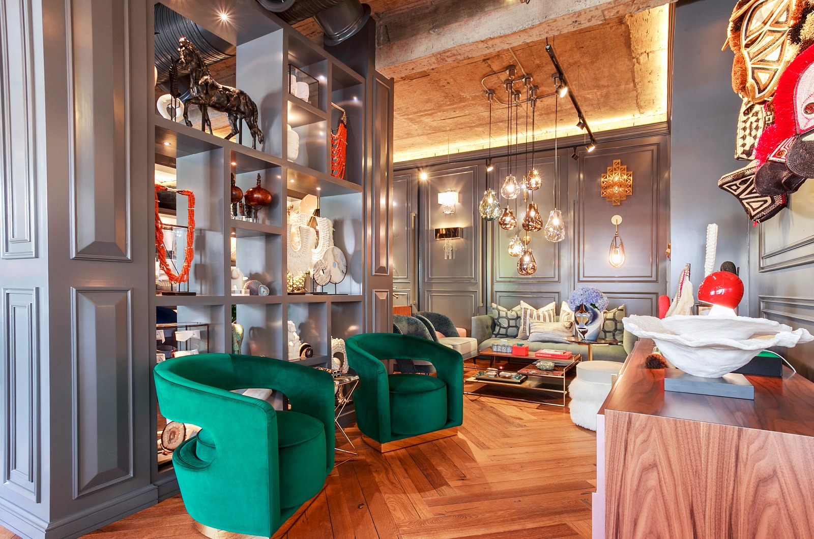 This Interior Design Showroom Boasts the Best of Mid-Century Design