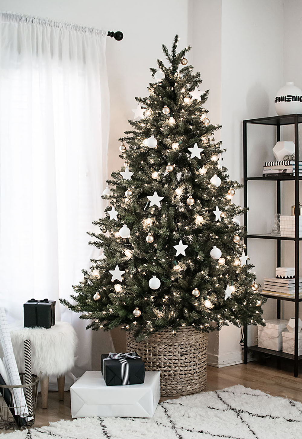 You Can Thank Us Later- 7 Scandinavian Christmas Trees You Will Love_1
