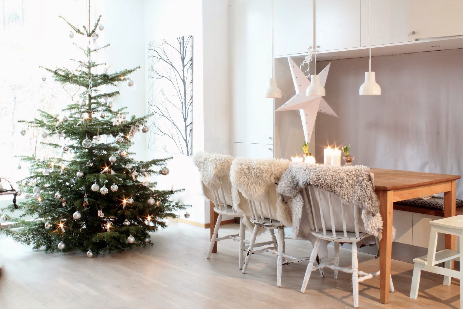You Can Thank Us Later- 7 Scandinavian Christmas Trees You Will Love_1