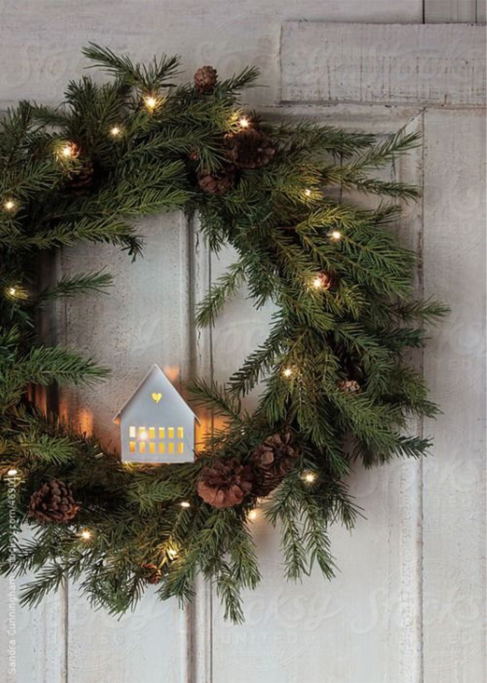 5 Last-Minute Christmas Light Ideas So You Don't Get Left in the Dark_1