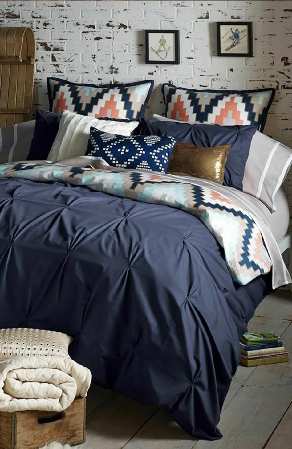 9 Bedroom Color Schemes for People Who Like to Keep it Trendy_3