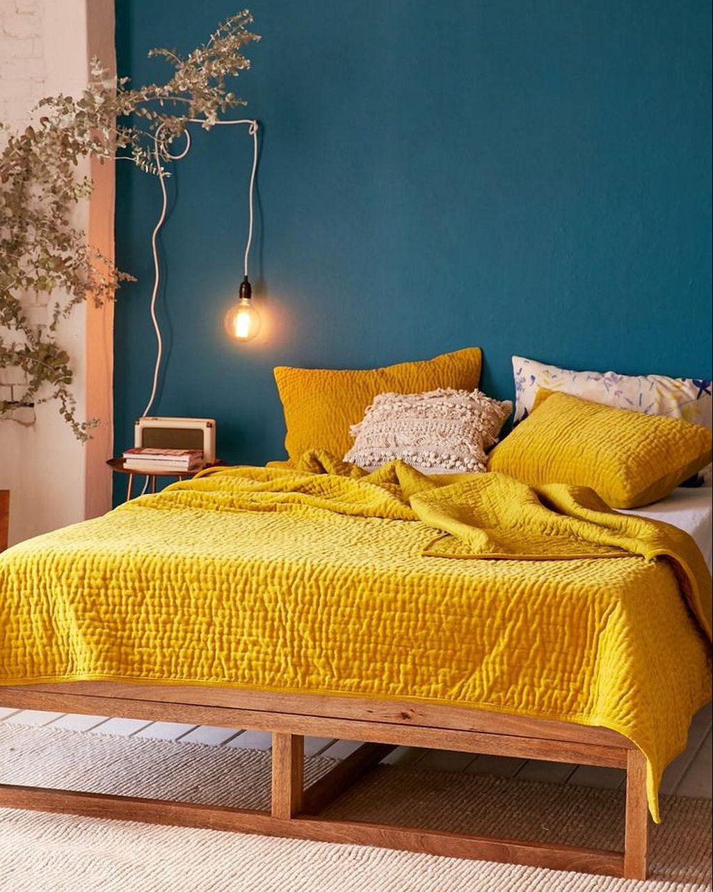 9 Bedroom Color Schemes for People Who Like to Keep it Trendy_3