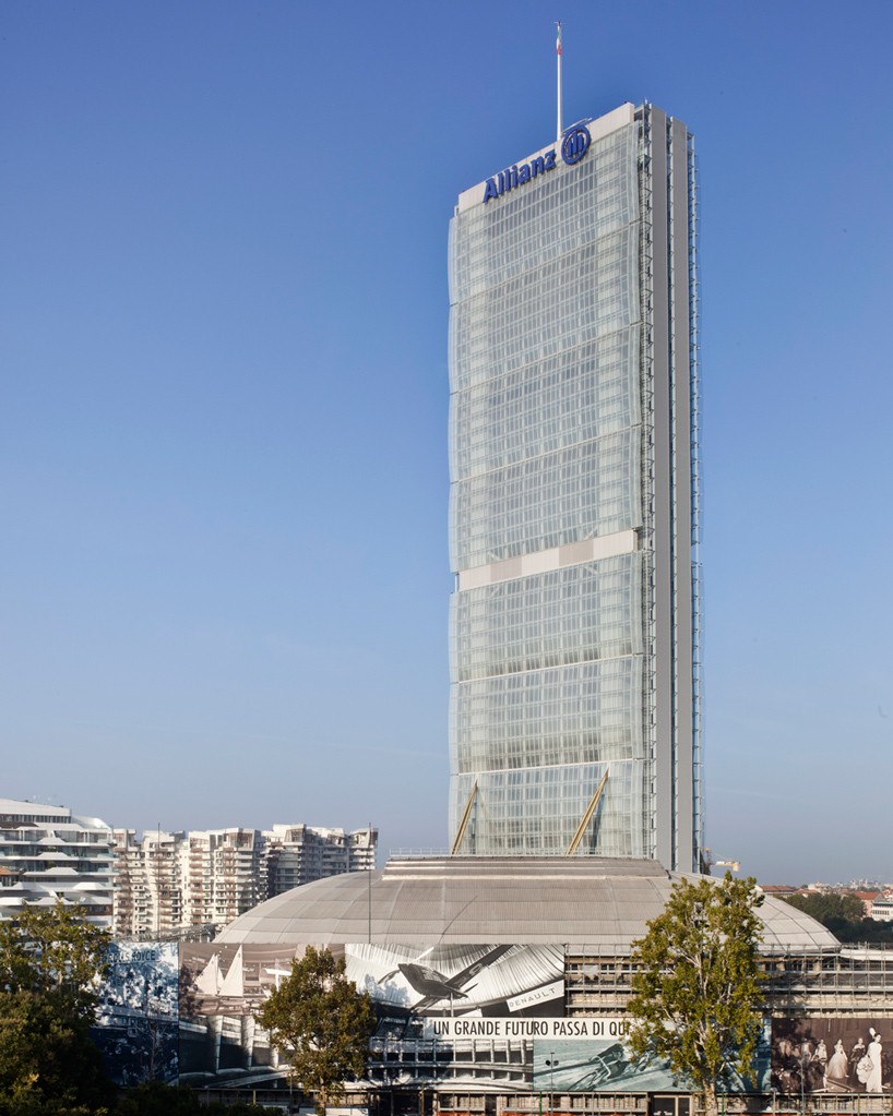 10 Remarkable Italian Architecture Examples You Can Only Find In Milan_1