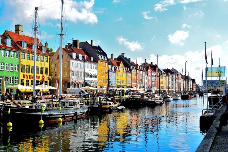 Travel Guide: The 10 Most Expensive Cities in the World