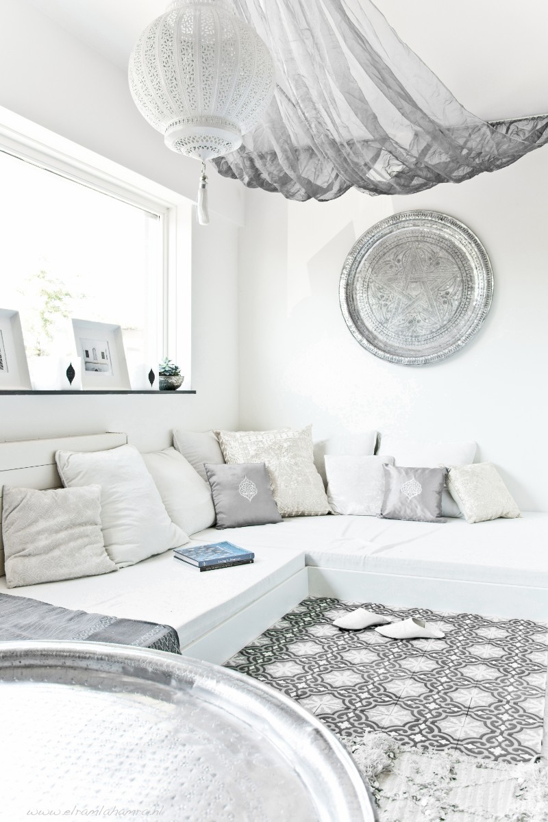 Moroccan Home Decor Ideas You'll Want to Get for Your City Apartment_7