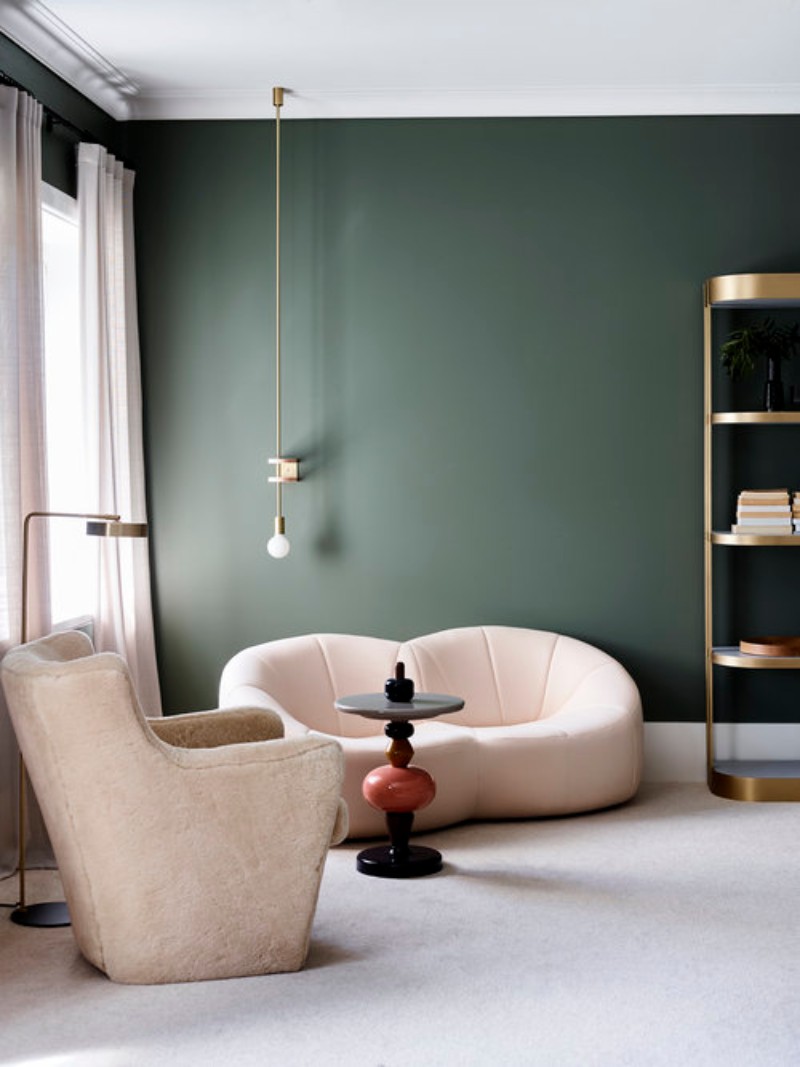 Simone Haag Delivers a Beautifully Layered Modern House Decor