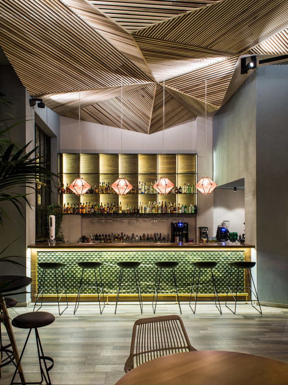 The Best Cocktail Bars in Europe!_2