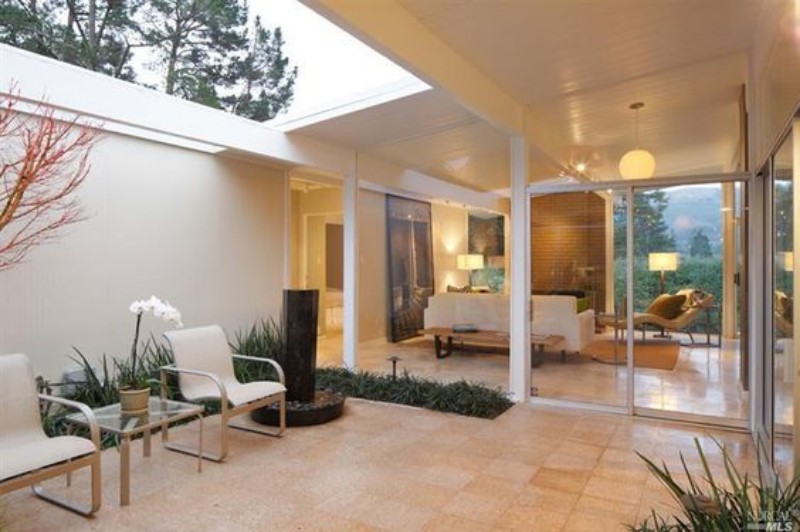 Eichler homes, Eichler house, mid-century modern architecture, Californian architecture, Joseph Eichler, mid-century modern style