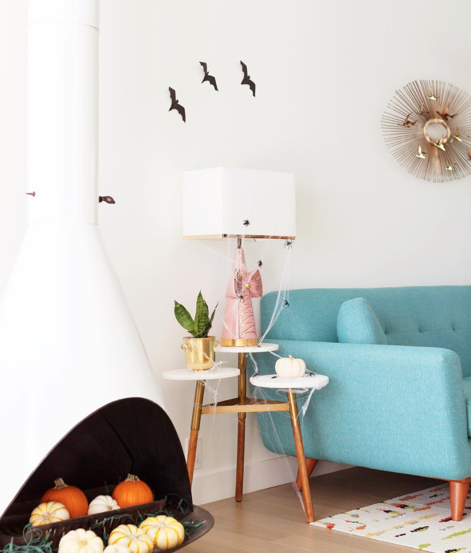 How to Decorate for Halloween If You're a Mid-Century Lover_1