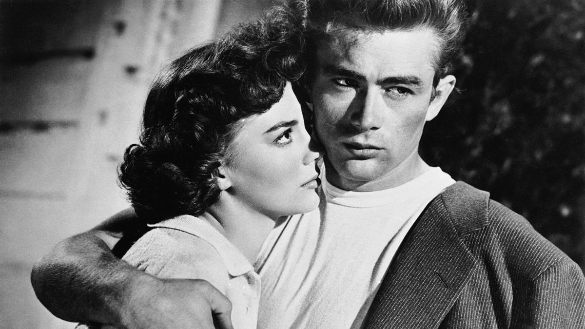 Rear Window- A Retrospect on the Best Classic Movies_2