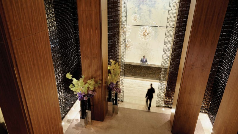 World's Top 10 Luxury Hotel Lobby Designs That Will Amaze You