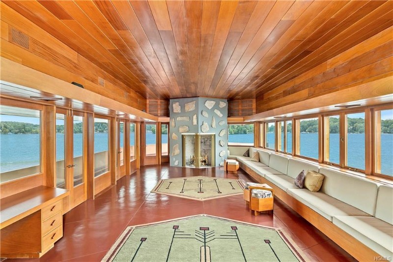 A Frank Lloyd Wright Inspired House On The Market For $12.9M_3