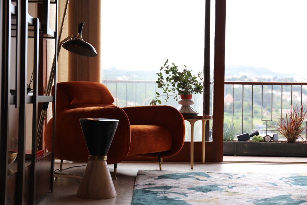Let's Take A Tour Through A Mid-Century Modern Home_3