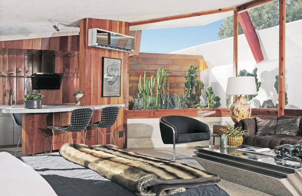 5_Be-Amaze-with-this-Mid-Century-Modern-Hotels-in-the-USA-1024x665 5_Be-Amaze-with-this-Mid-Century-Modern-Hotels-in-the-USA-1024x665 5_Be Amaze with this Mid Century Modern Hotels in the USA Mid Century Modern Be Amaze with this Mid Century Modern Hotels in the USA 5 Be Amaze with this Mid Century Modern Hotels in the USA 1024x665