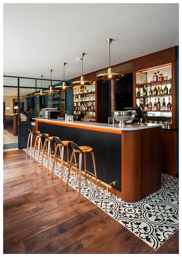 Belle Époque – Midcentury Modern & Lighting together in the same space_Bar_Andre_Latin8 Midcentury Modern Belle Époque – Midcentury Modern & Lighting together in the same space Belle E  poque     Midcentury Modern Lighting together in the same space Bar Andre Latin8