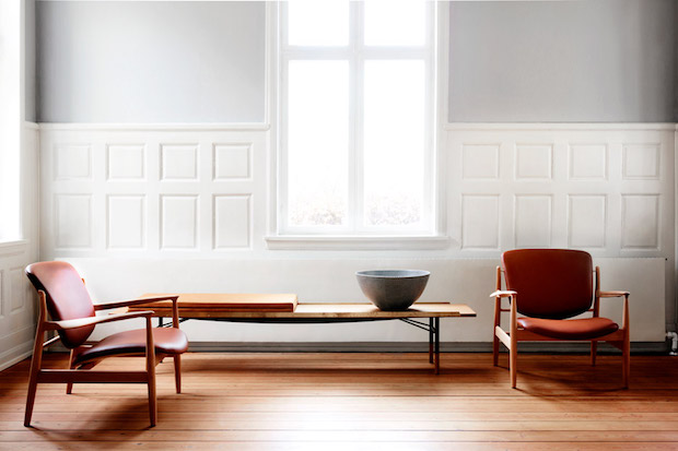 france-chair-one-collection-furniture-design-Relaunch of an 1950's Danish Design Chair by Finn Juhl_2 danish design Relaunch of an 1950’s Danish Design Chair by Finn Juhl france chair one collection furniture design Relaunch of an 1958 chair by Finn Juhl 2