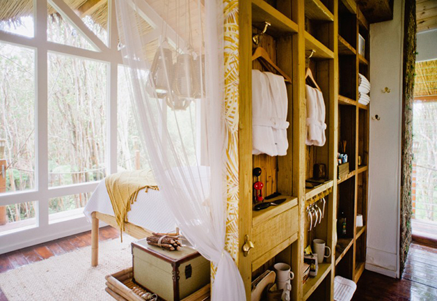 hawai-kristie-1 house Designer builds incredible self-sustaining house in Hawaii House hawai Kristie 1