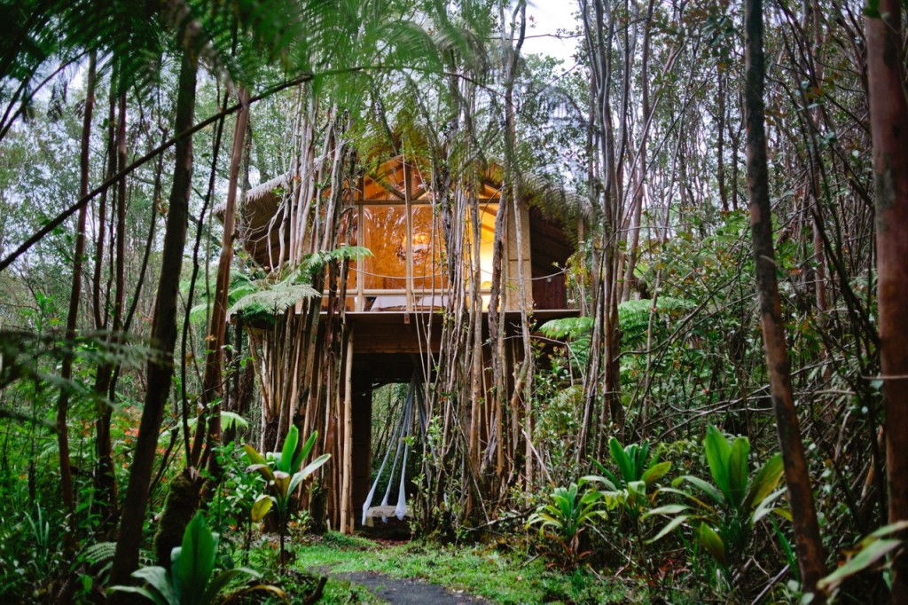 hawai-kristie-7 house Designer builds incredible self-sustaining house in Hawaii House hawai Kristie 7 1024x682