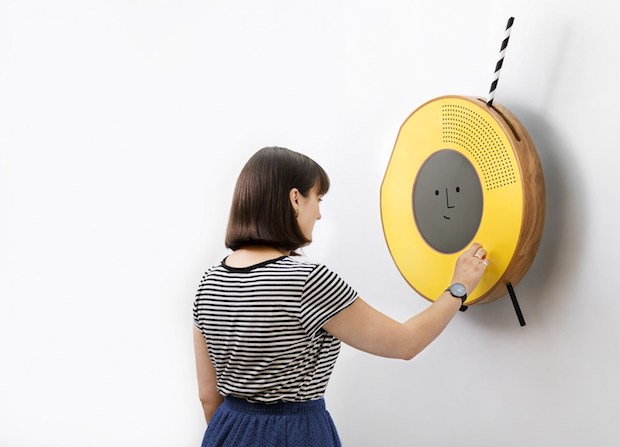 Solo-a-Radio-that-Plays-Music-according-to-Your-Mood_1 Solo-a-Radio-that-Plays-Music-according-to-Your-Mood_1 solo-a-radio-that-plays-music-according-to-your-mood_1 Radio Solo, a Radio that Plays Music according to Your Mood Solo a Radio that Plays Music according to Your Mood 1