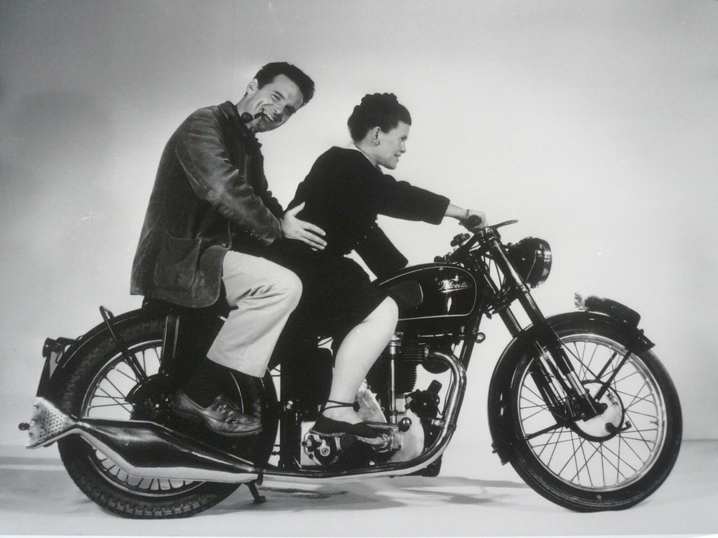 Charles-and-Ray-Eames-5-1024x768 Charles-and-Ray-Eames-5-1024x768 charles and ray eames 5 Charles and Ray Eames Movies about Charles and Ray Eames in Lisbon Charles and Ray Eames 5 1024x768