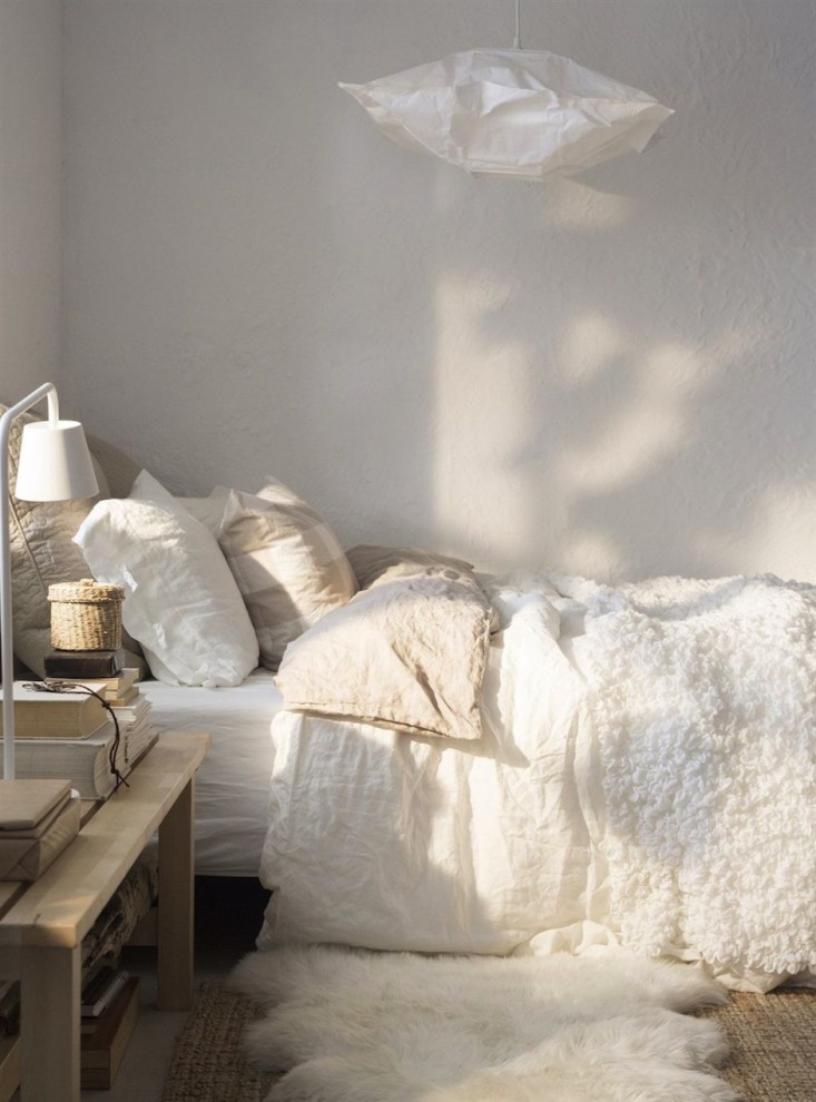 Paula-Eklund-Bedroom-on-Ikea-Family-Live-Magazine Paula-Eklund-Bedroom-on-Ikea-Family-Live-Magazine A new season is upon us and with it an opportunity to spruce up your home. Wondering how to take the chill off this winter? We are presenting you the hottest interior design trends for this winter season that are sure to warm you up! interior design trends for this winter Hot Interior Design Trends for this Winter Paula Eklund Bedroom on Ikea Family Live Magazine