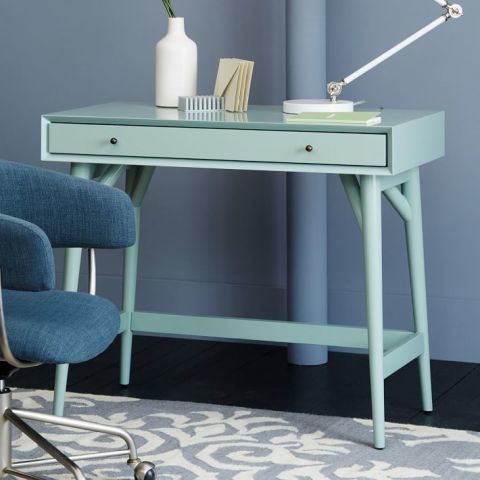 the-cloros-light-blue-green the-cloros-light-blue-green the colors the colors THESE ARE THE COLORS EVERYONE WILL BE TALKING ABOUT IN 2017 the cloros light blue green