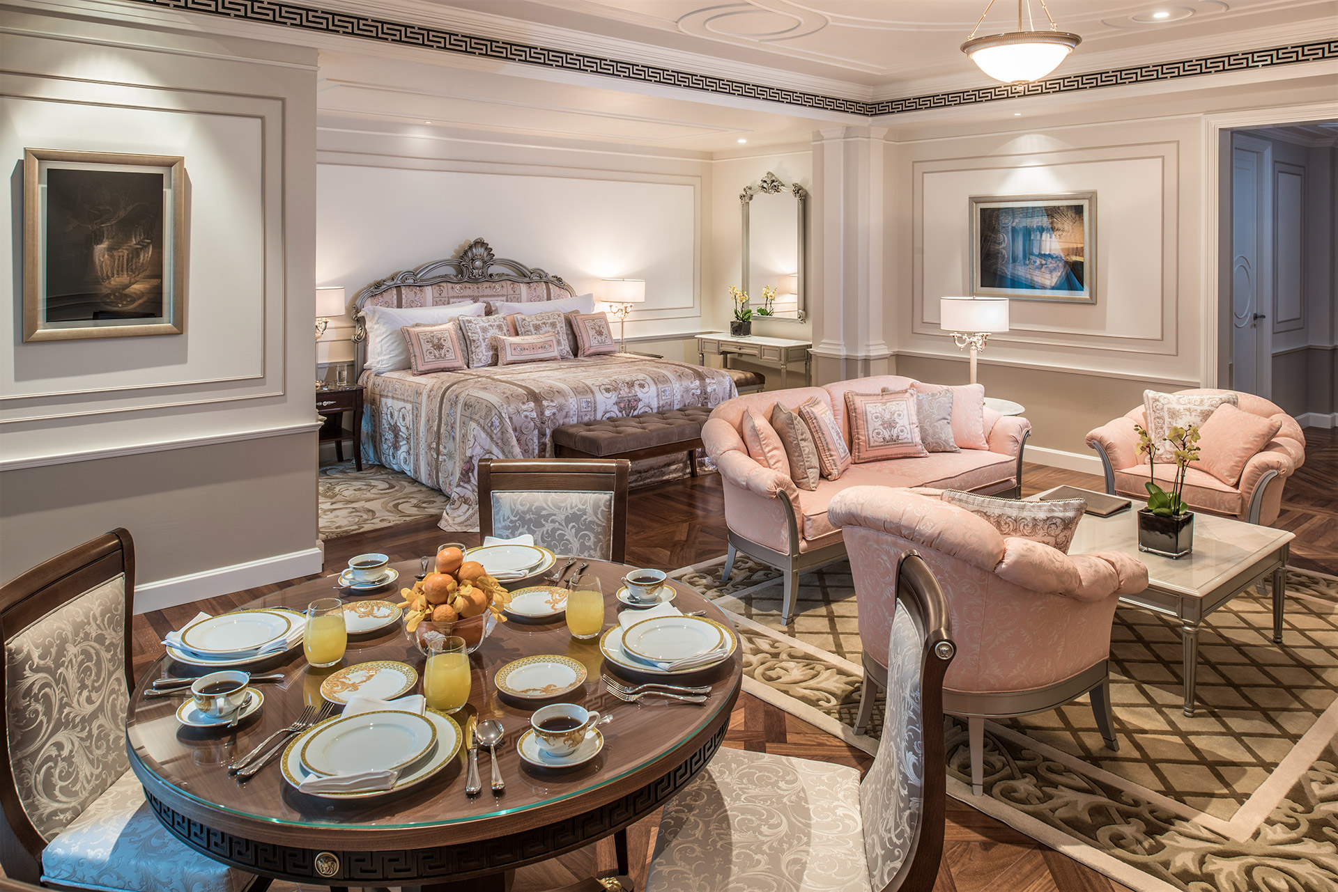 Versace-opens-5-star-hotel-in-Dubai-3 Versace-opens-5-star-hotel-in-Dubai-3 Versace opens 5-star hotel in Dubai Versace Versace opens 5-star hotel in Dubai Versace opens 5 star hotel in Dubai 3